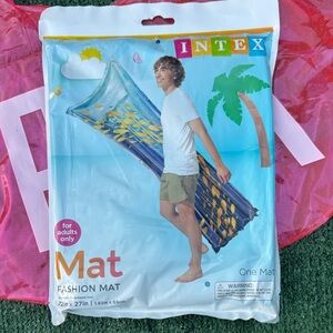 Inflatable mat